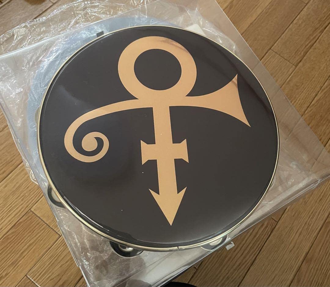 プリンス タンバリン 黒　金文字 Amazon.co.jp: プリンス シンボル タンバリンPrince Symbol